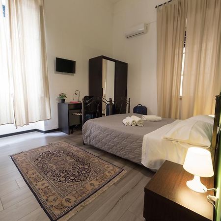 Tra L'Etna E Il Mare B&B Catania Exterior photo