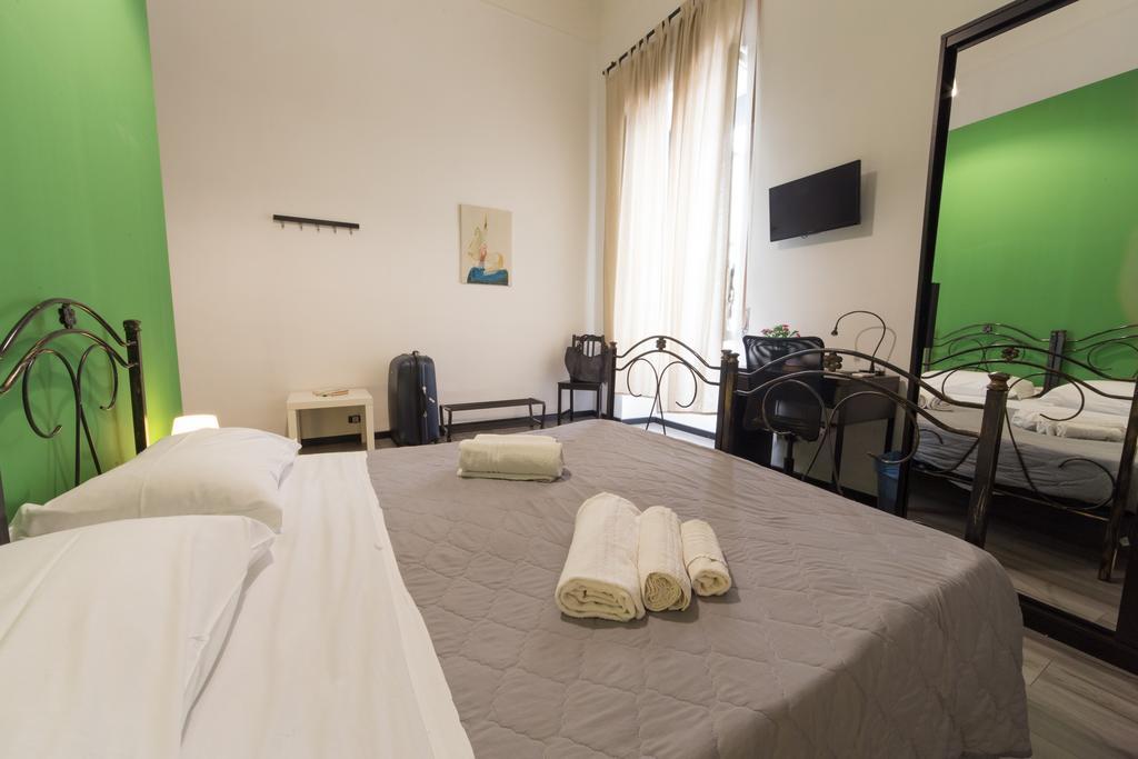 Tra L'Etna E Il Mare B&B Catania Exterior photo