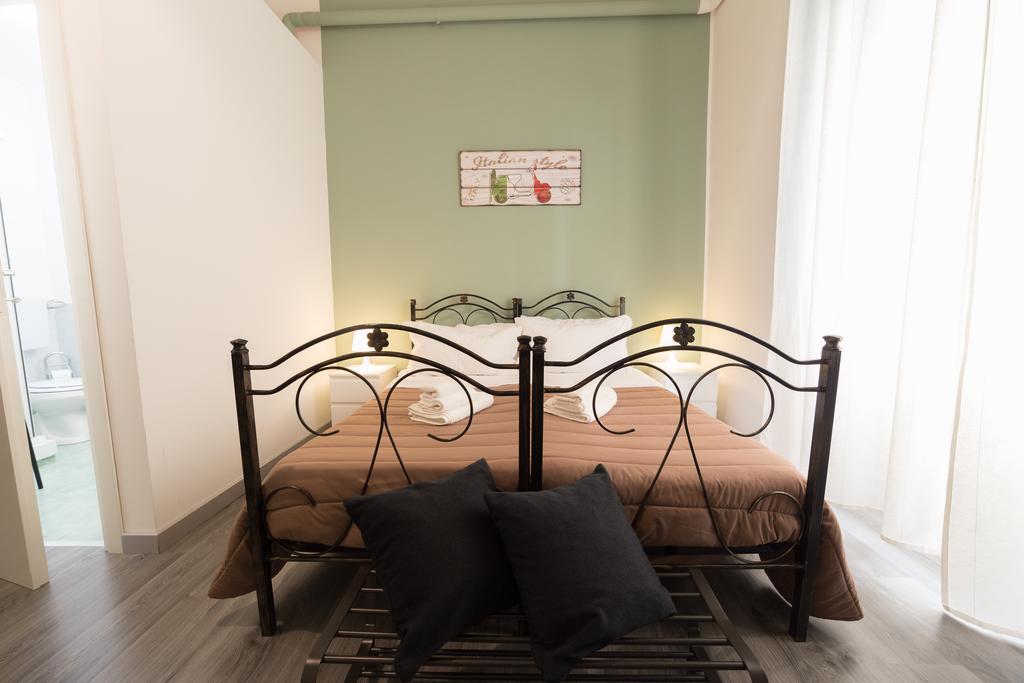 Tra L'Etna E Il Mare B&B Catania Exterior photo
