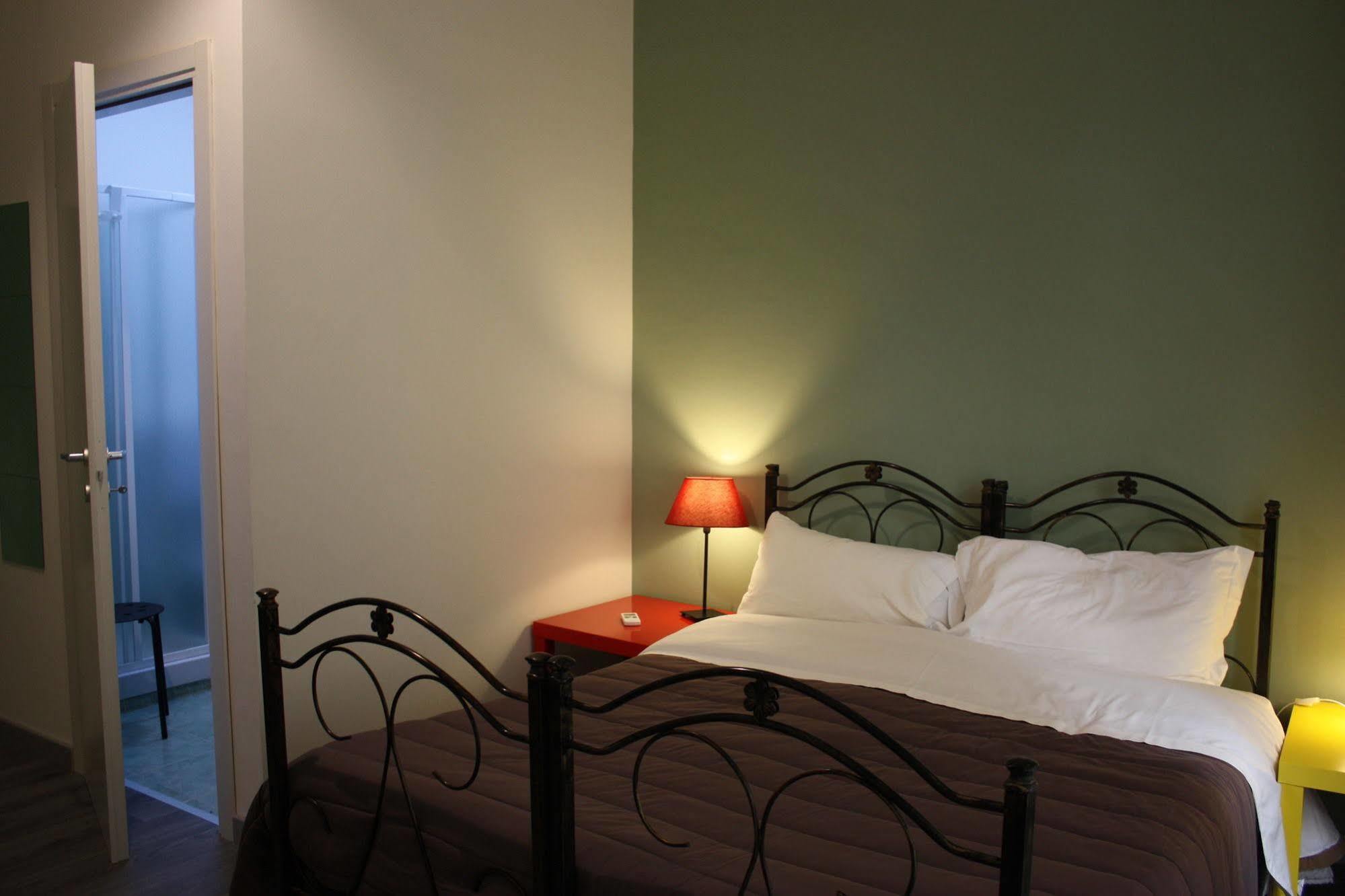 Tra L'Etna E Il Mare B&B Catania Exterior photo
